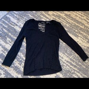 Bebe 3/4 sleeve black top with cute back size M